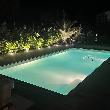 Maison Bois Massif Piscine Privatisee Proche Loire 빌라 Couëron