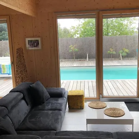 Maison Bois Massif Piscine Privatisee Proche Loire 빌라 Couëron